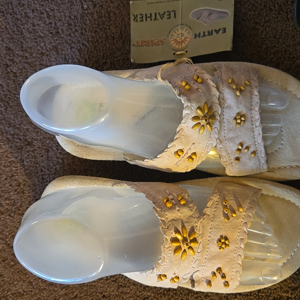Earth Spirit Women Tan Sandals with Yellow Floral Accents